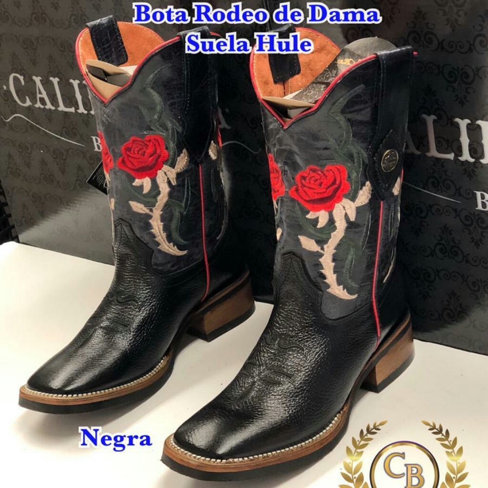 women rodeo boots